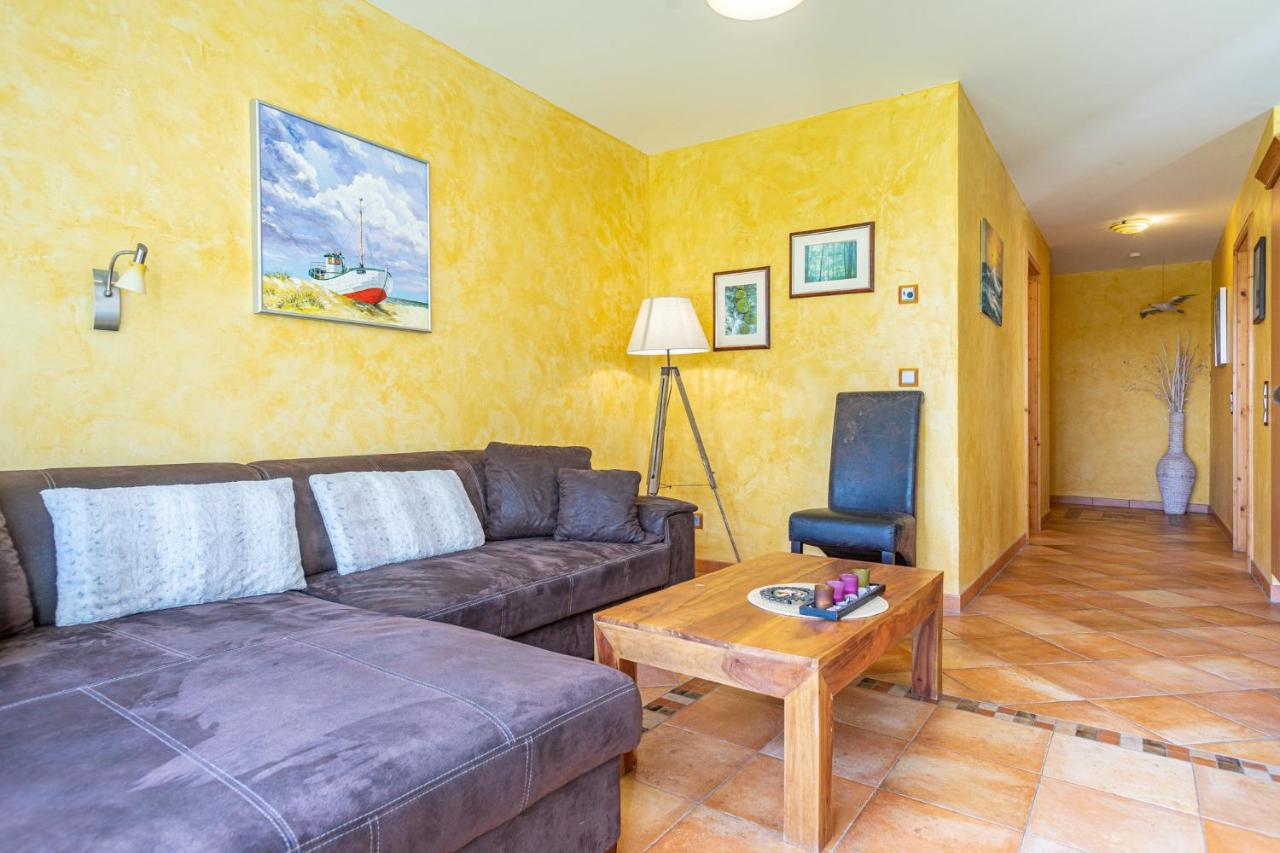 Ferienwohnung Romantica Am Strand Von ยูลิอุสรู ภายนอก รูปภาพ