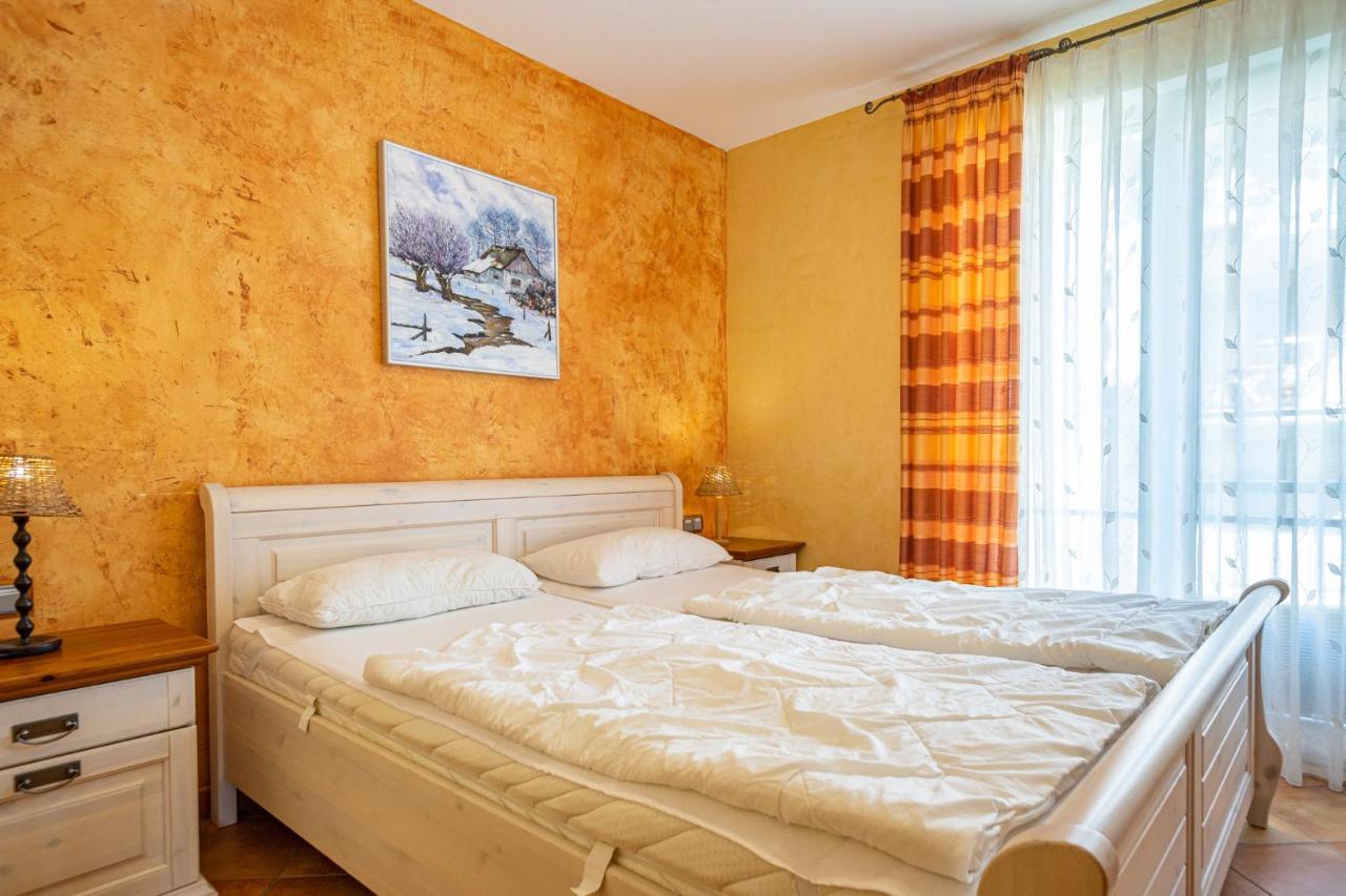 Ferienwohnung Romantica Am Strand Von ยูลิอุสรู ภายนอก รูปภาพ